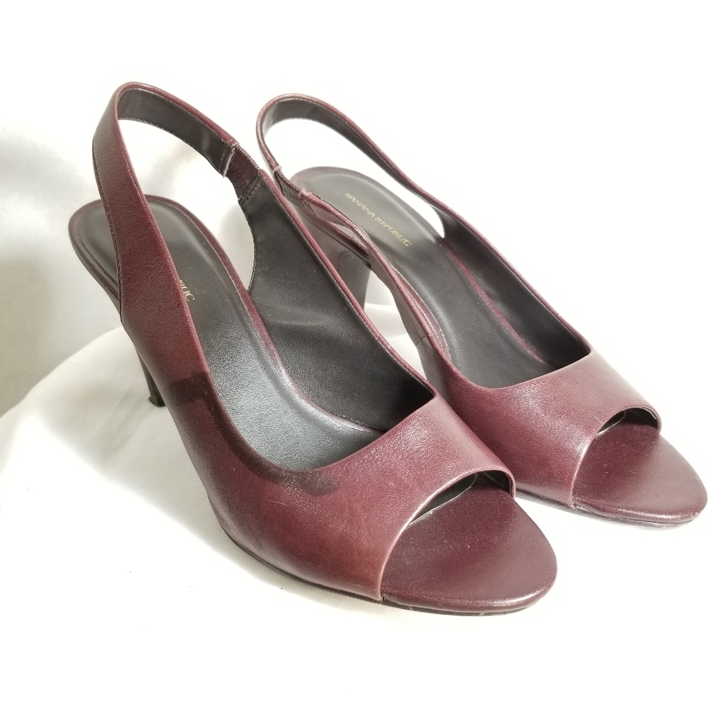 Banana Republic Burgundy Pump Heels Womens Size 9